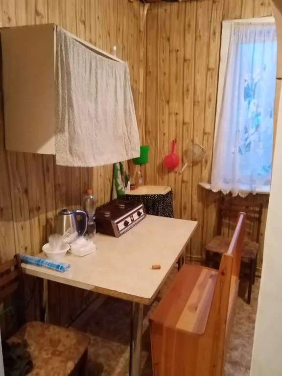 Домик рядом с озером для отдыха