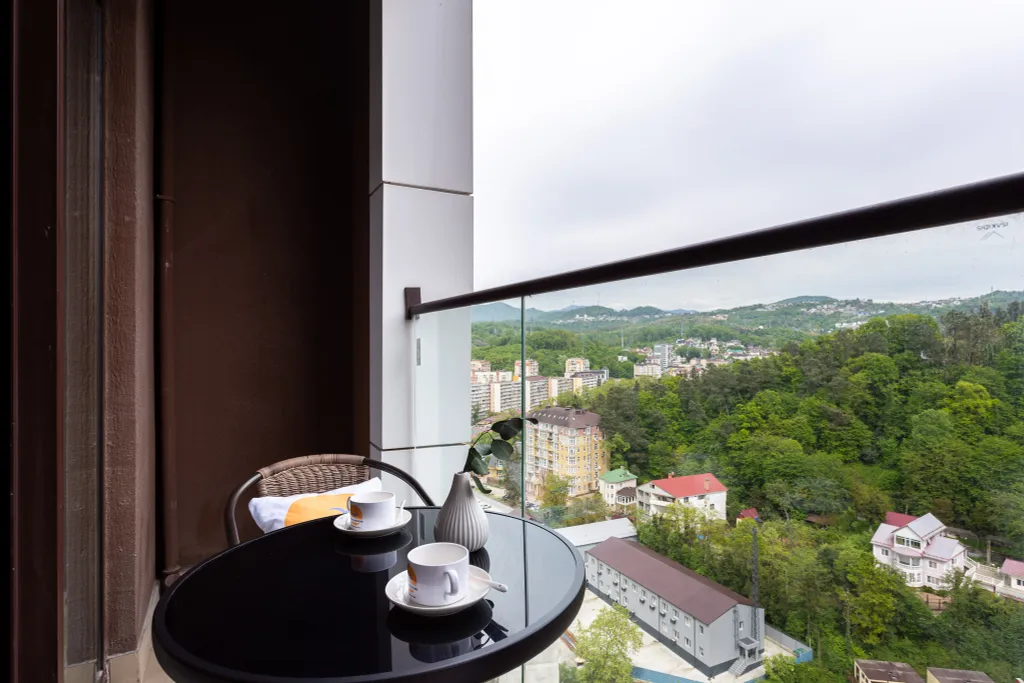 Стильная квартира с видом на горы