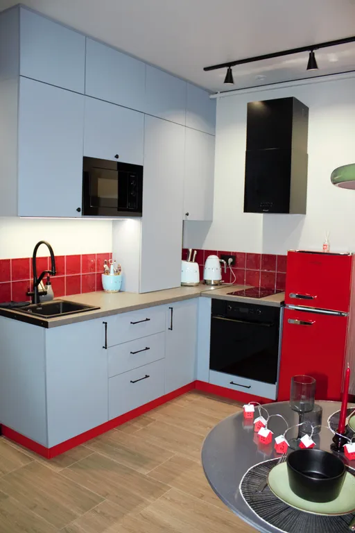 Стильная уютная студия с дизайнерским ремонтом