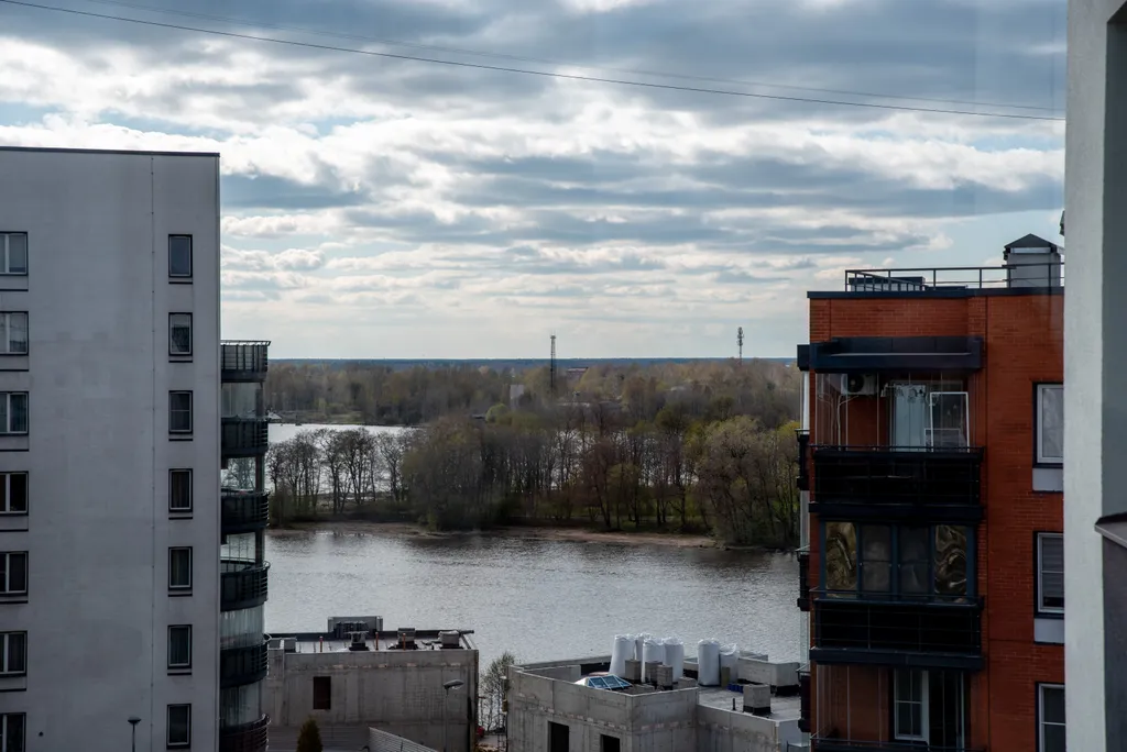 Уютная квартира с панорамным балконом