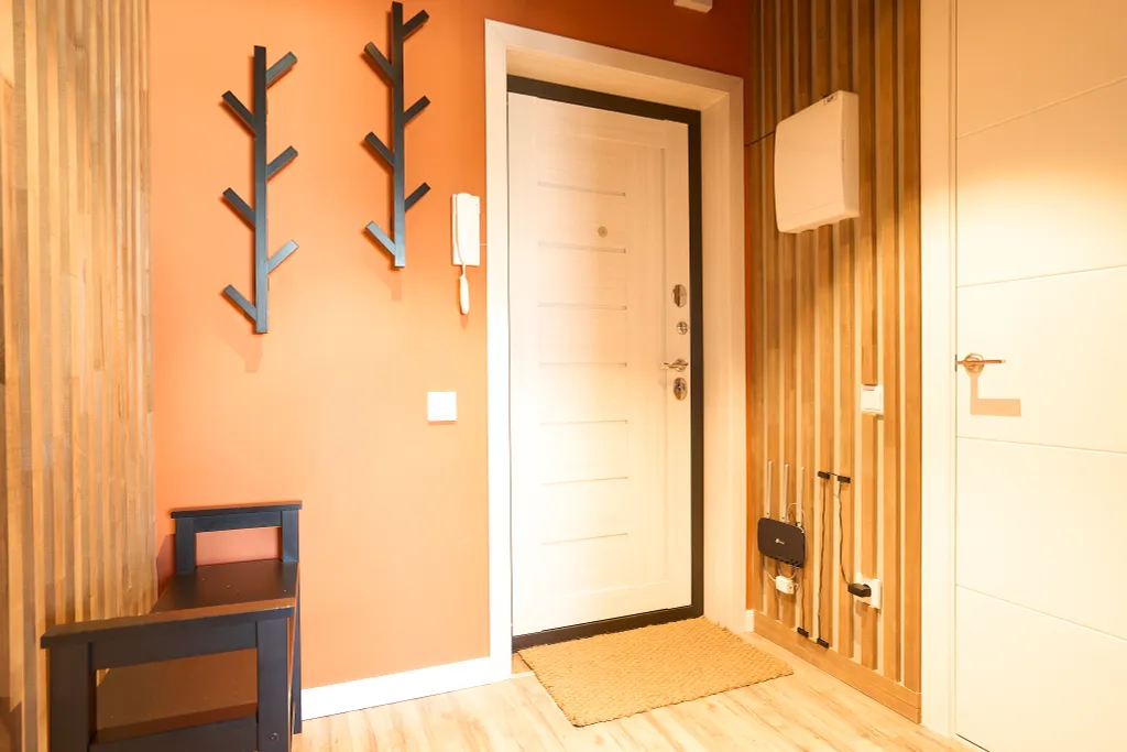 Квартира с дизайнерский ремонтом в новом доме, есть парковка