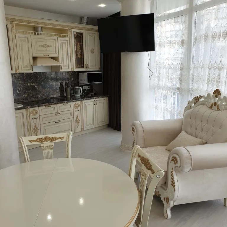 Трёхкомнатная квартира с 3 спальнями