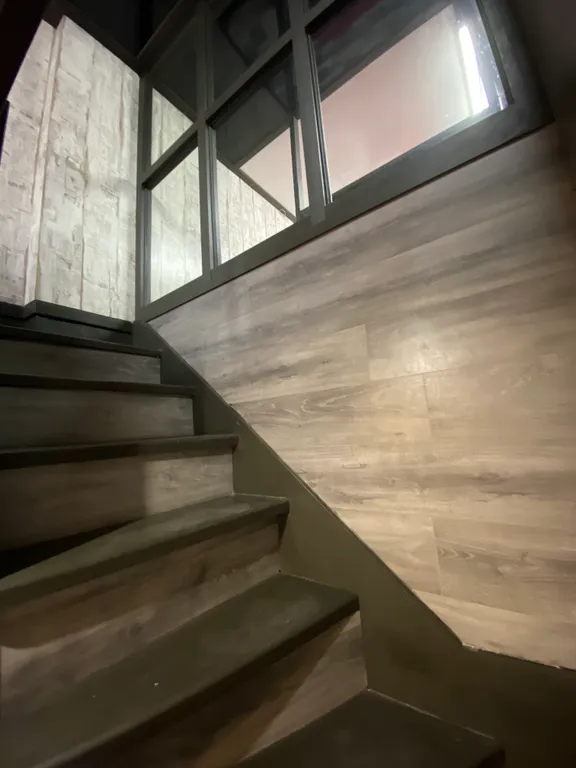 Двухуровневые апартаменты лофт у подземного Выборга