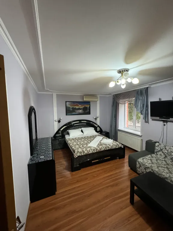 Квартира Квартира Двухкомнатный номер на 2-м этаже — Геленджик