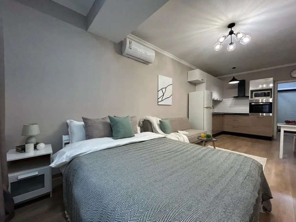 Нежная и уютная студия Кашемир в сердце города