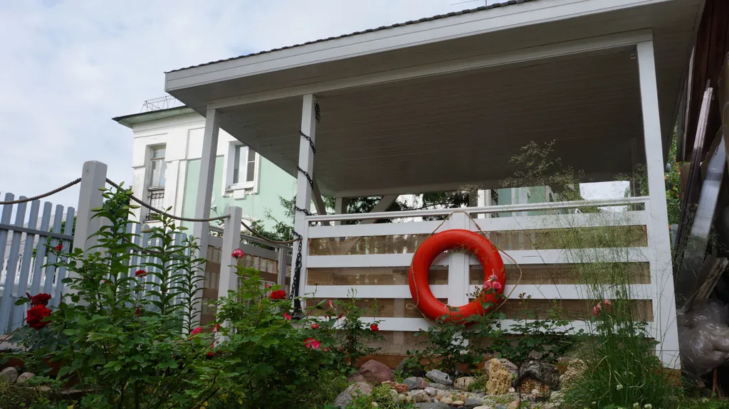 Третий этаж коттеджа - две комнаты с собственным душем