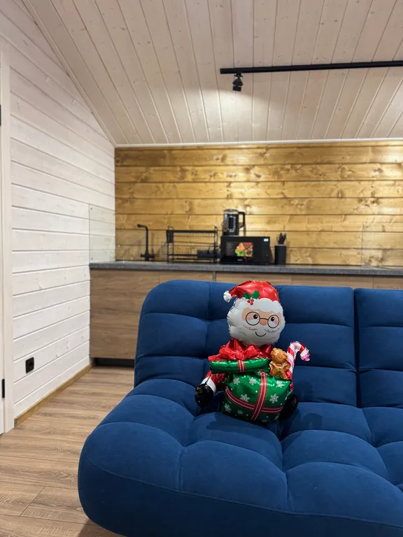 Коттедж Домик на поляне — Светлое