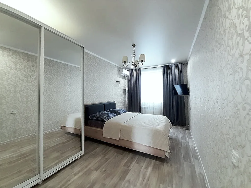 Светлая и уютная двухкомнатная квартира — аренда посуточно в Астрахань