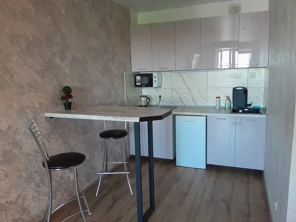 ЖК " Ривер парк " Набережная- Урицкого . Евродвухкомнатная квартира