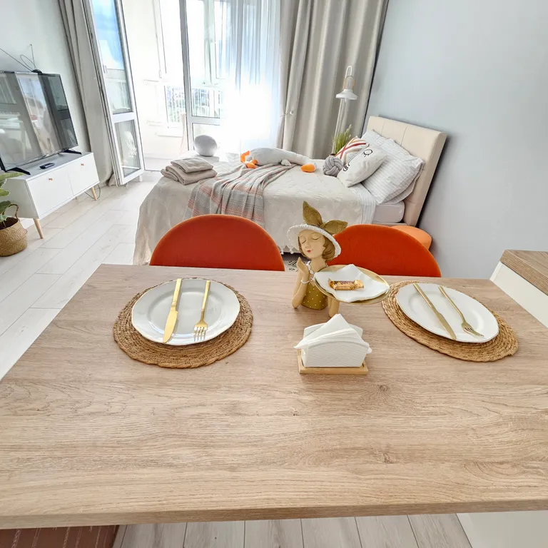 Квартира с видом на березовую рощу