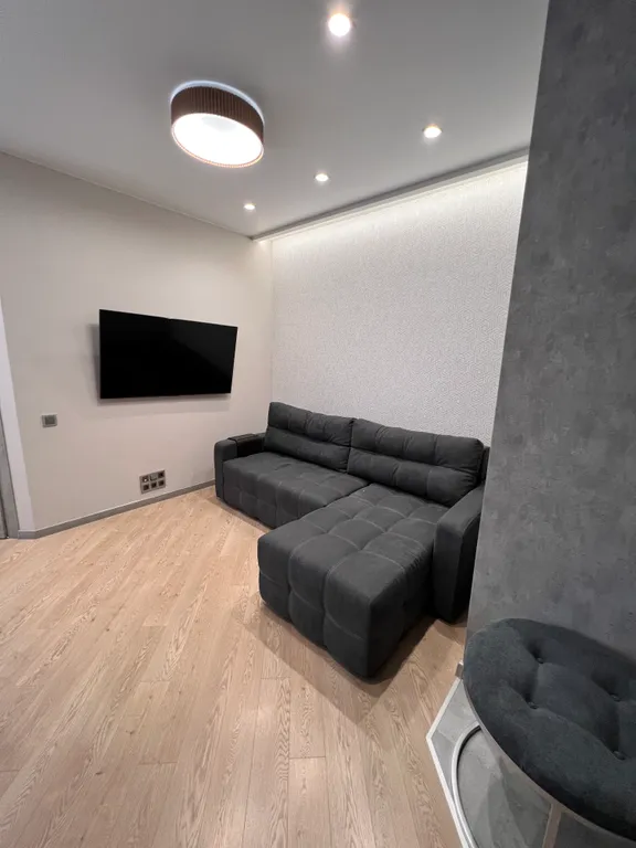 2-комнатная квартира с дизайнерским ремонтом