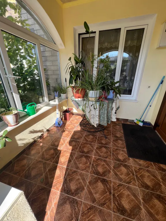 Уютный дом в старом городе