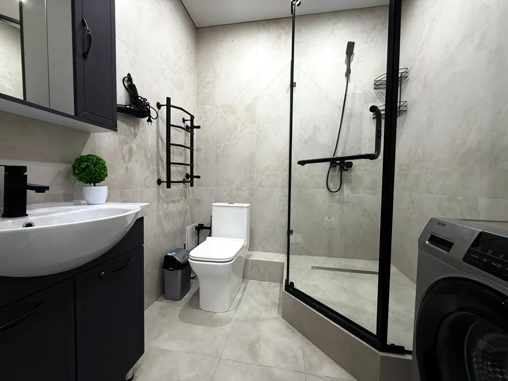 Квартира New “Raimbek residence” centre of city, metro & drinking water — Алматы