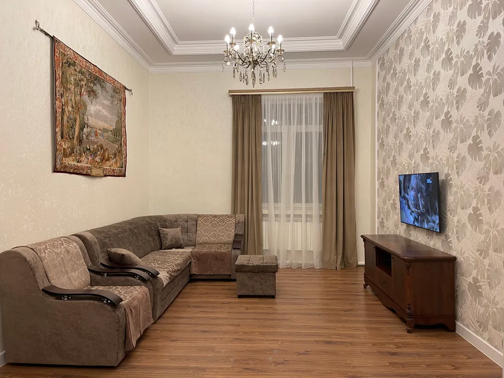 Коттедж Старинный дом после реставрации в центре — аренда посуточно в Владикавказ