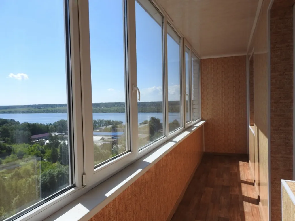 Евро Люкс с видом на реку