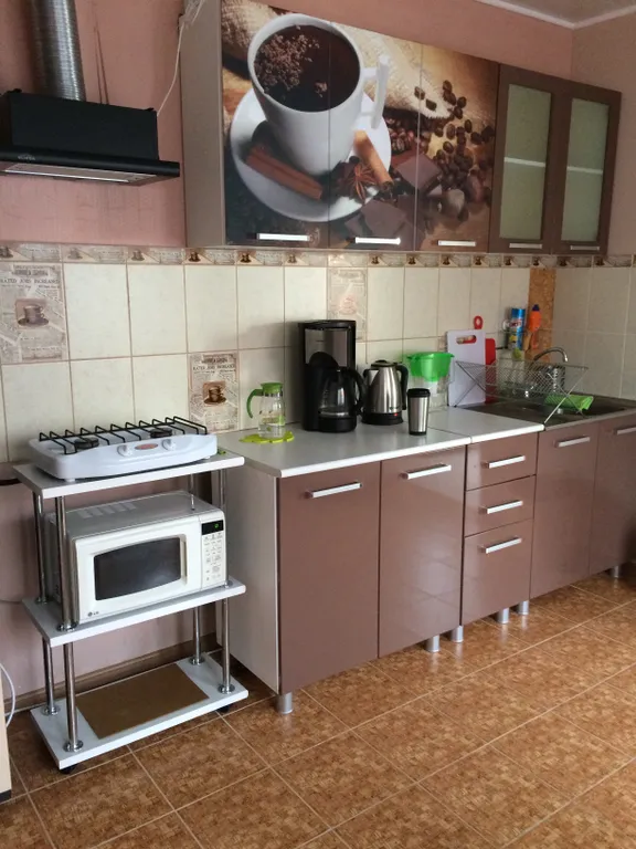 Коттедж Уютный домик со своей кухней и всеми удобствами — Феодосия