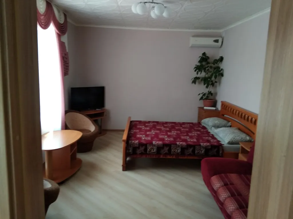 Квартира в 400 метрах от моря — аренда посуточно в Береговое (Феодосия)