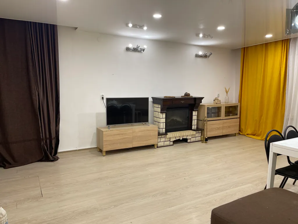 Уютный домик с камином