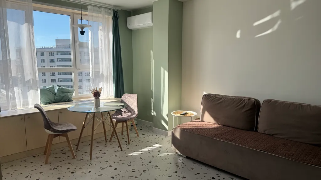 Студия в центре города с прекрасным видом на город
