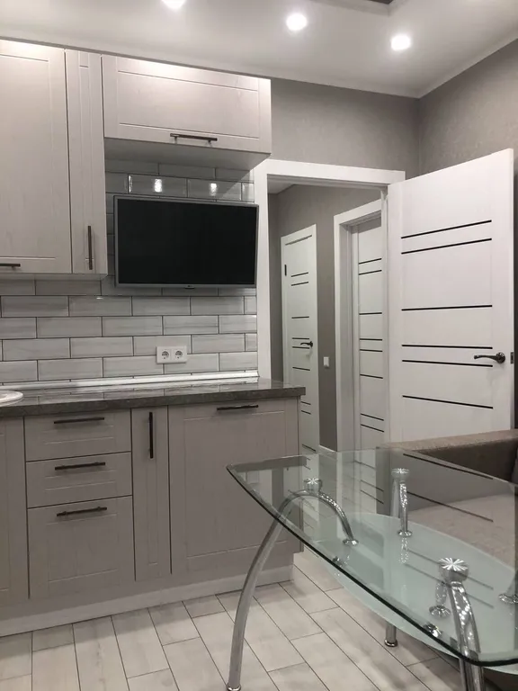 Новая квартира с дизайнерским ремонтом в центре города