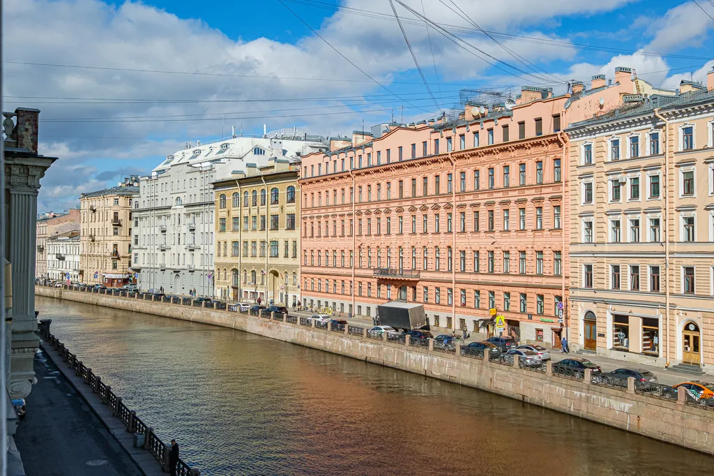 Квартира Квартира с видом на Невский проспект и набережная реки Мойки — Санкт-Петербург