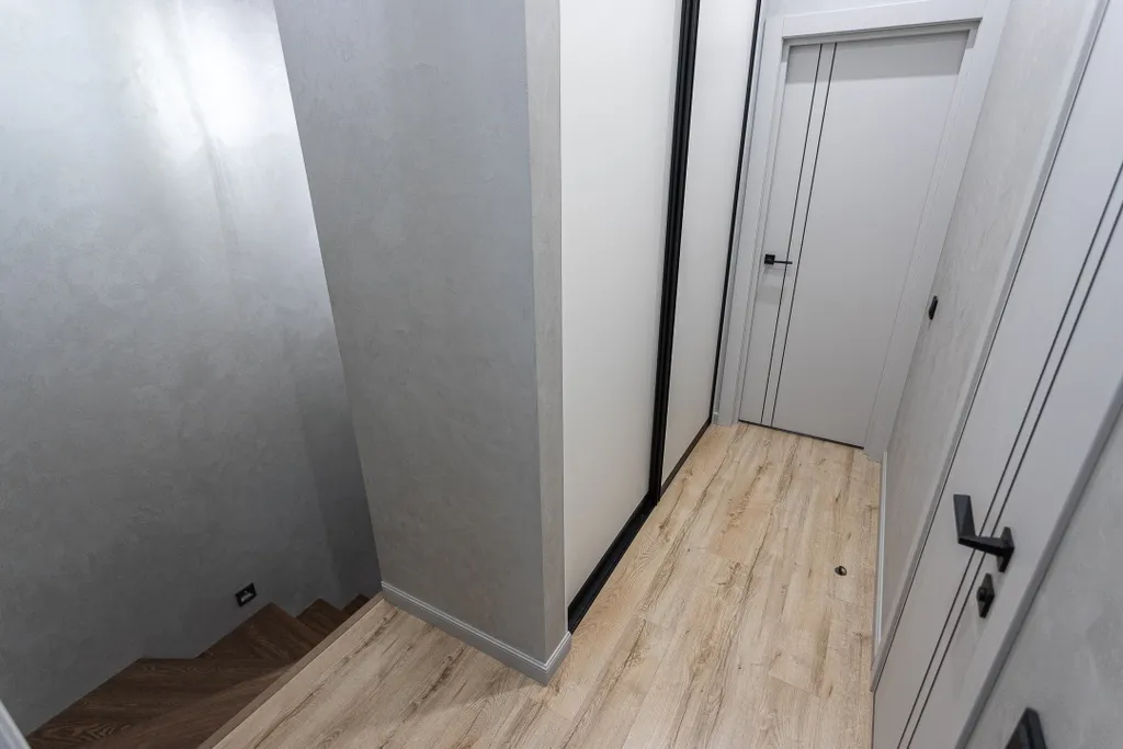 На первой линии от моря сдам полдома