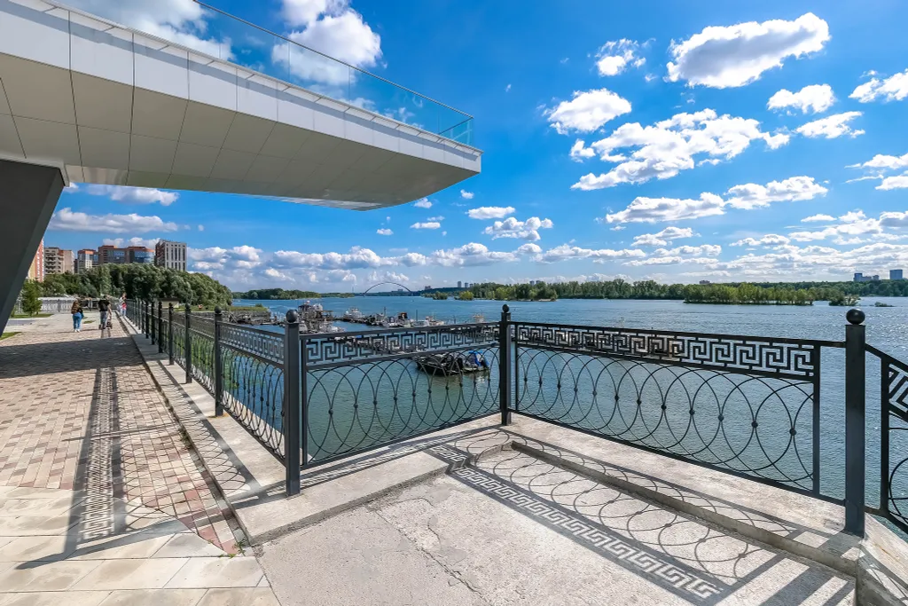 Апартаменты Бриз с потрясающим видом на Обь