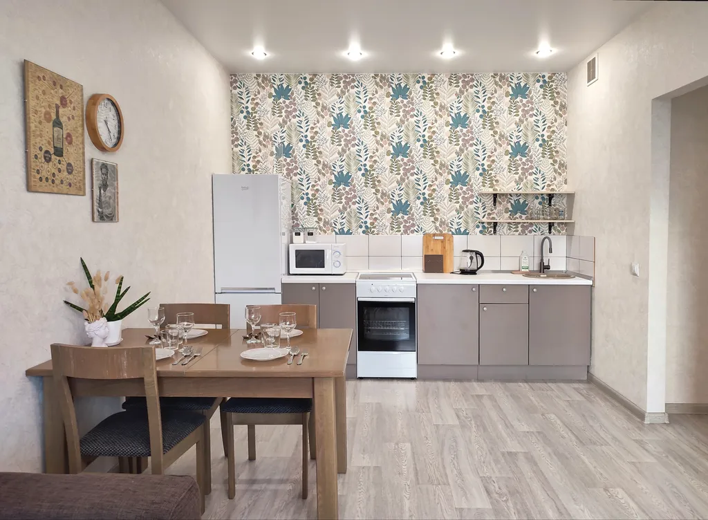 Квартира Квартира Просторная и уютная евродвушка около Планеты — Красноярск