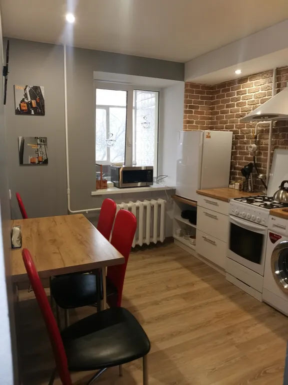 3-комнатная Квартира — аренда посуточно в Пинск