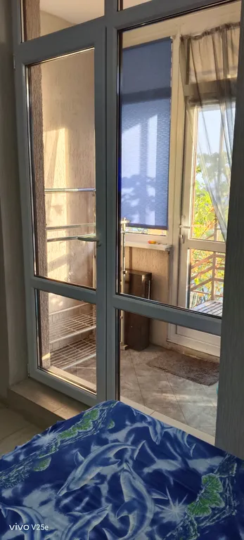 1-комнатная квартира с видом на море и пицундские сосны райский уголок