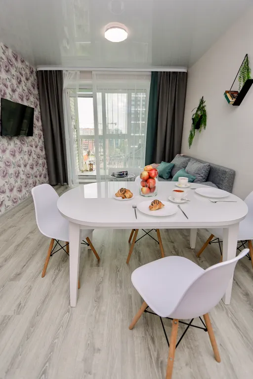 Очаровательная евродвушка с панорамным балконом