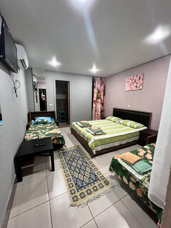 Квартира В царстве роз — аренда посуточно в Сухум