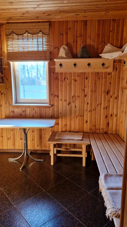 Дом с баней и парковкой