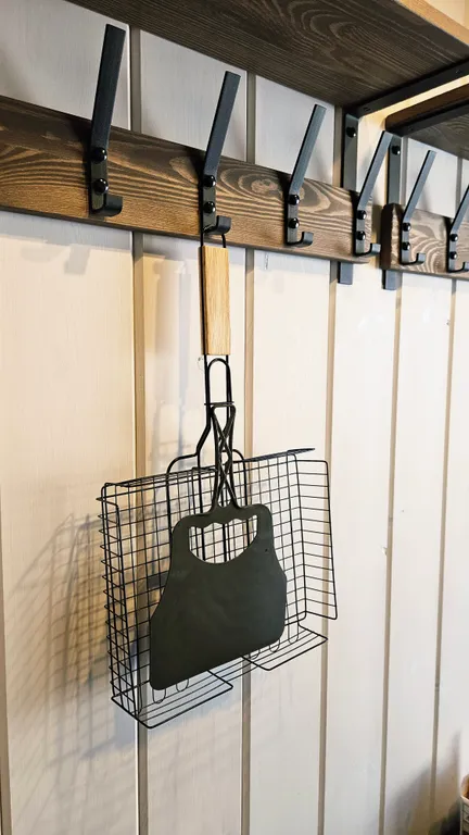 Далеко и надолго