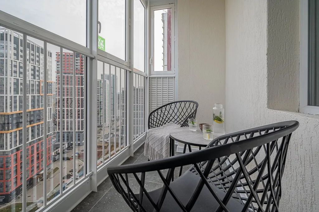 Апартаменты ЛАФА3 с лоджией для 1-2 человек