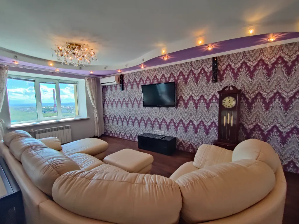 Гигант в сердце города м.Московская