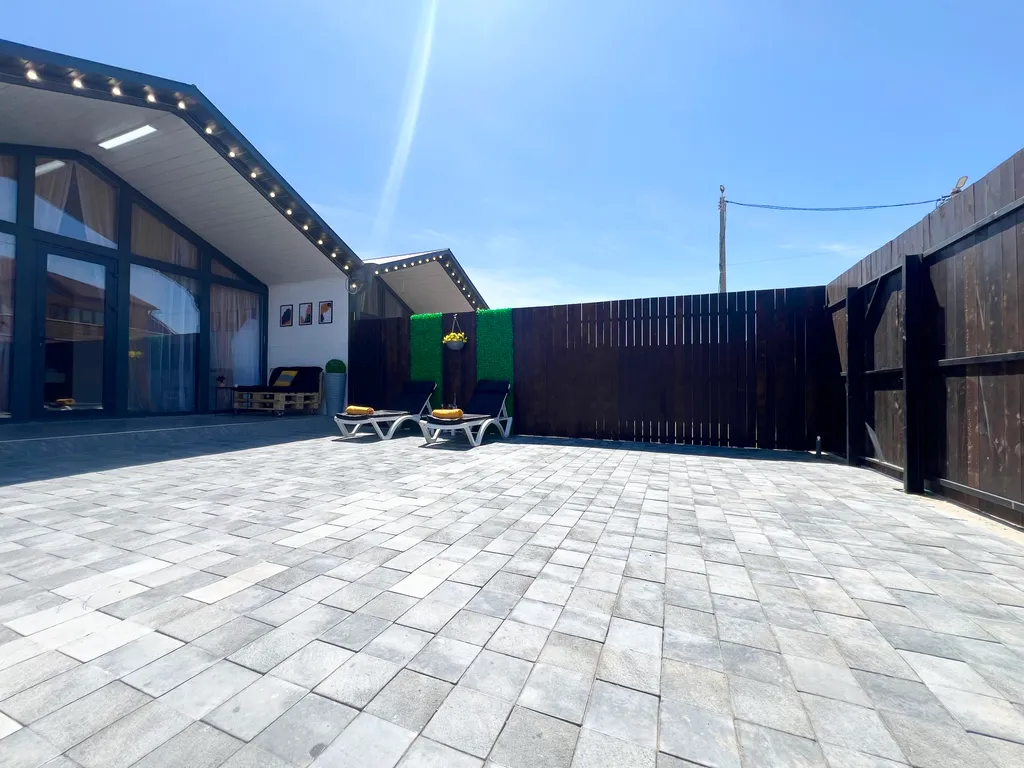 Коттеджи на берегу моря Sea Breeze