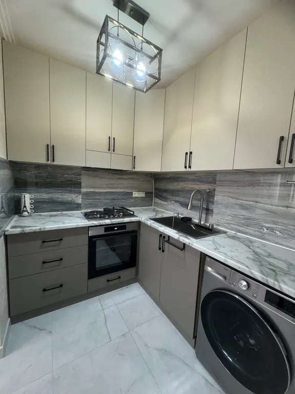 Квартира рядом с Площадью Республики