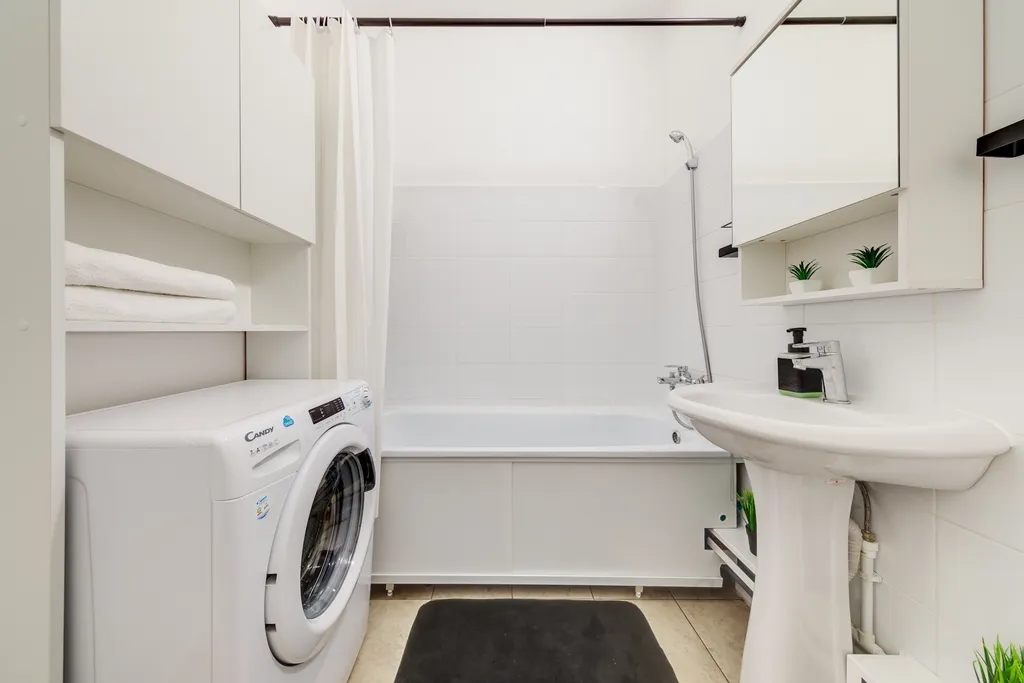 Новая студия с балконом около Москвы недалеко от Шереметьево