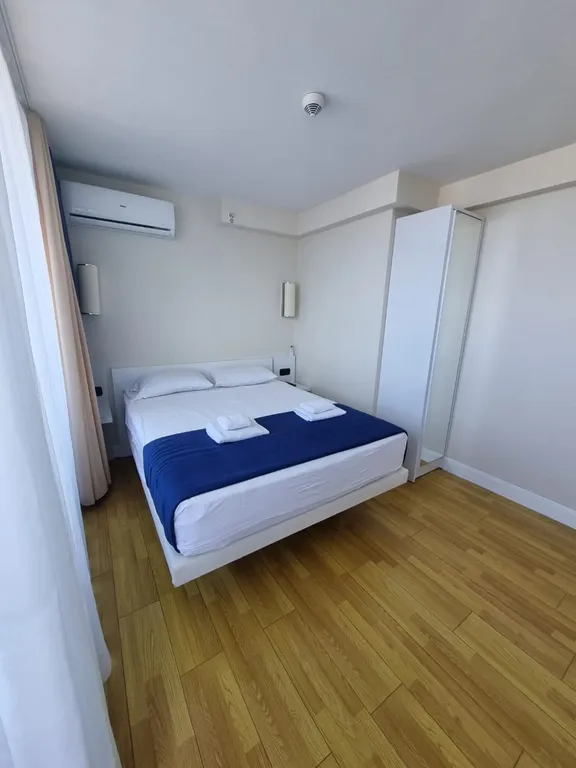 Квартира Квартира Семейный апартамент с отдельной спальней с шик видом на море,город — Батуми