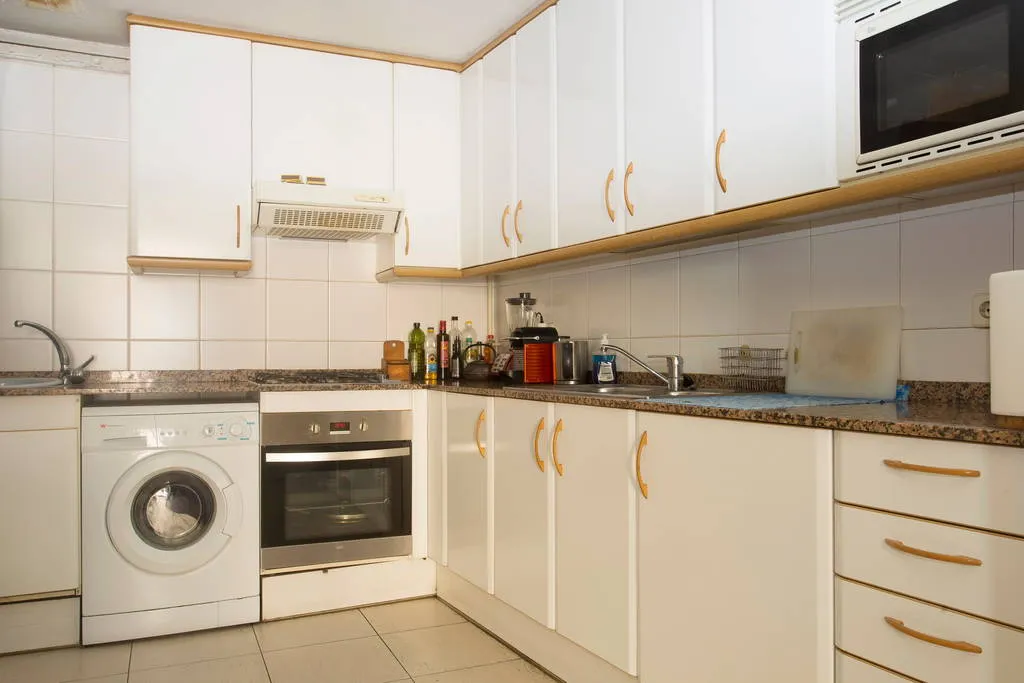 Уютная, чистая и светлая комната в самом сердце Барселоны