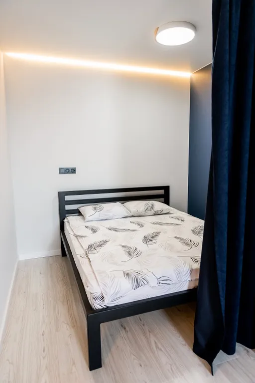 Квартира студия с видом на город.