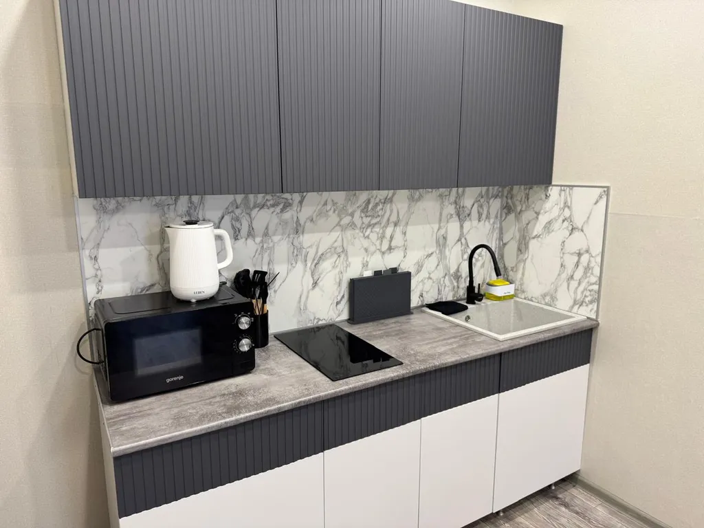 Красивая квартира у реки