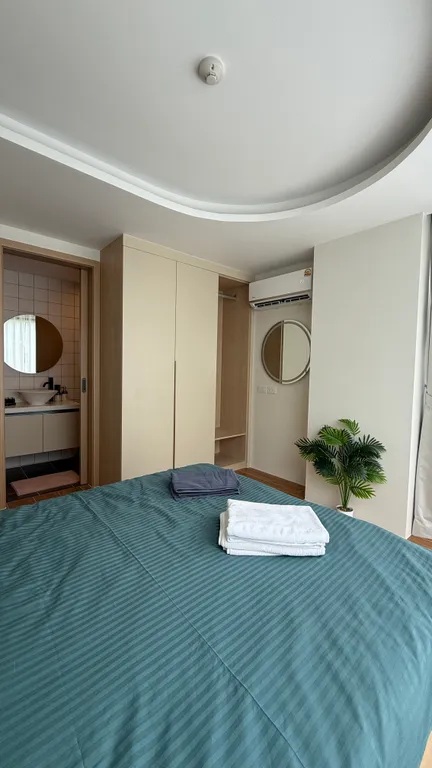 Новая квартира с двумя спальнями и бассейном у моря, пляж Камала