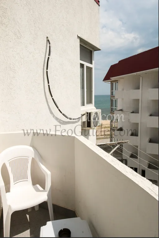 Двухкомнатные апартаменты на берегу моря