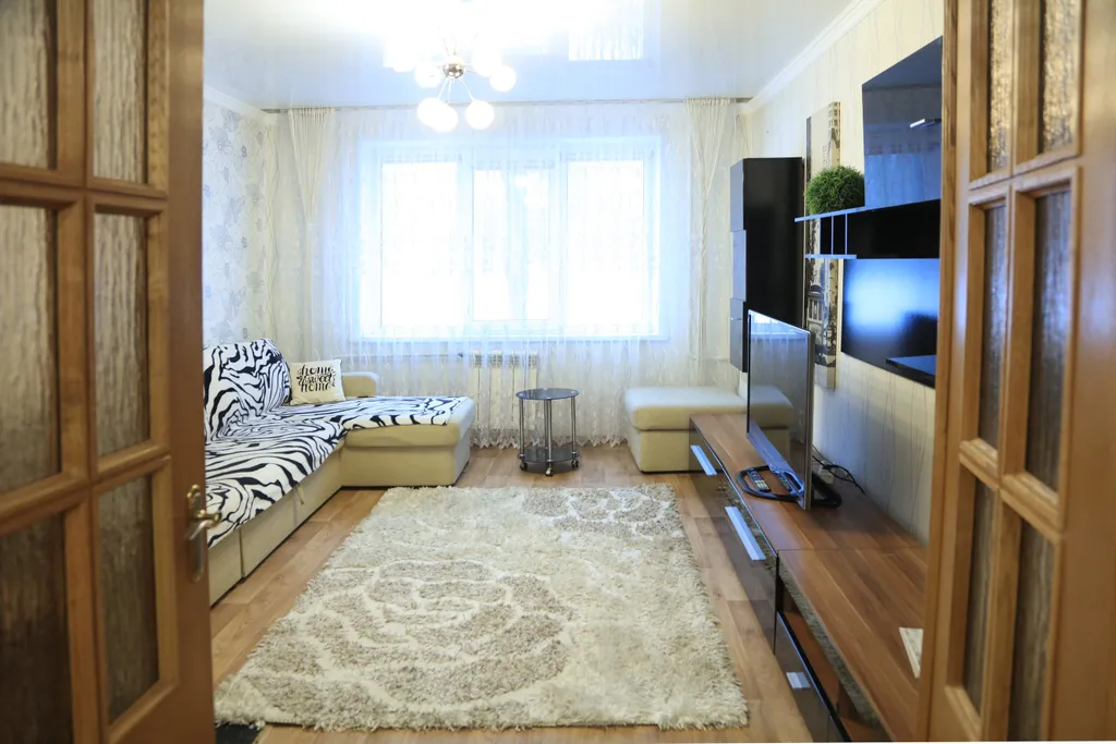 4-комнатная возле ТЦ Корона