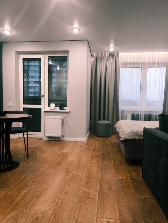 Studio apartment with designer renovation in the center of Pervomayska