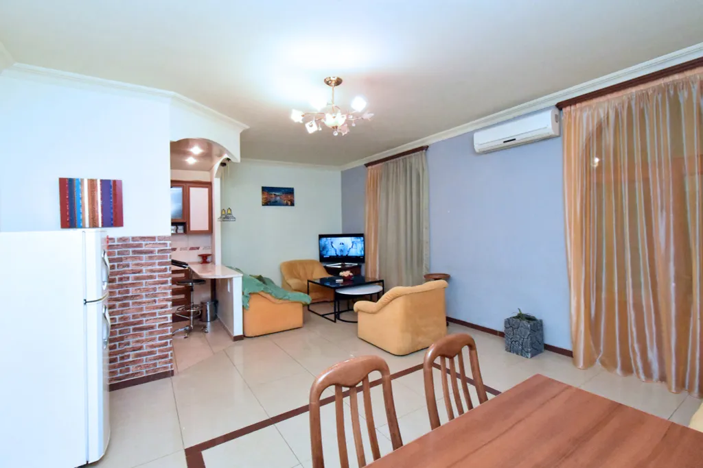 Квартира у площади Республики — аренда посуточно в Ереван