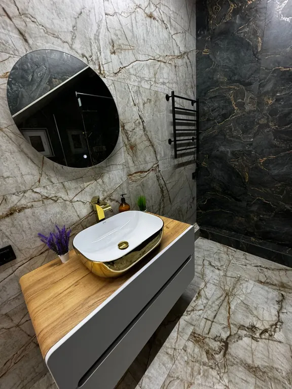 Дом с баней и теплым бассейном