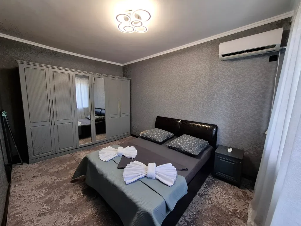 Уютная квартира в самом центре города — аренда посуточно в Пицунда